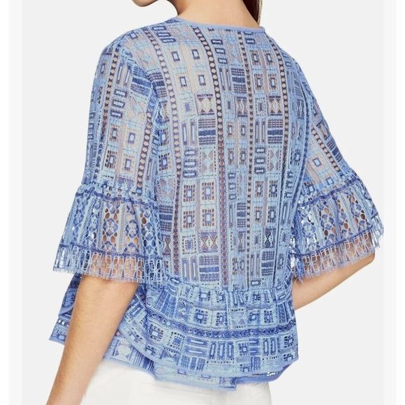 ❤️ BCBG Blue Lace Blouse Top Size XS NWOT - Picture 2 of 9